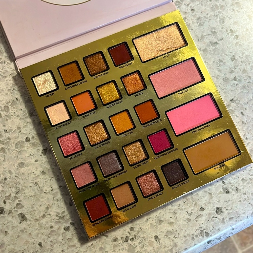TOO FACED ENCHANTED FOREST LIMITED EDITION MAKEUP PALETTE